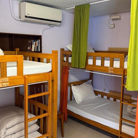 פולי Center.Center Hostel מראה חיצוני תמונה